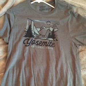 grey Yosemite tshirt